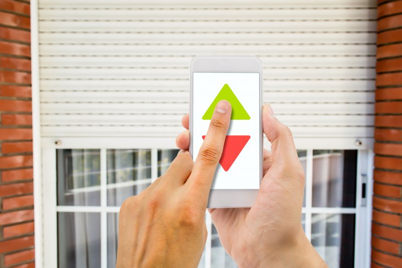 Who Does Shutter Repair Service